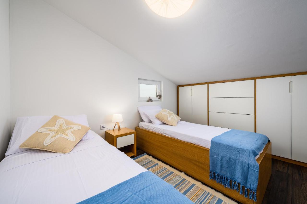 Sunset Suite Premium Porec Exterior photo