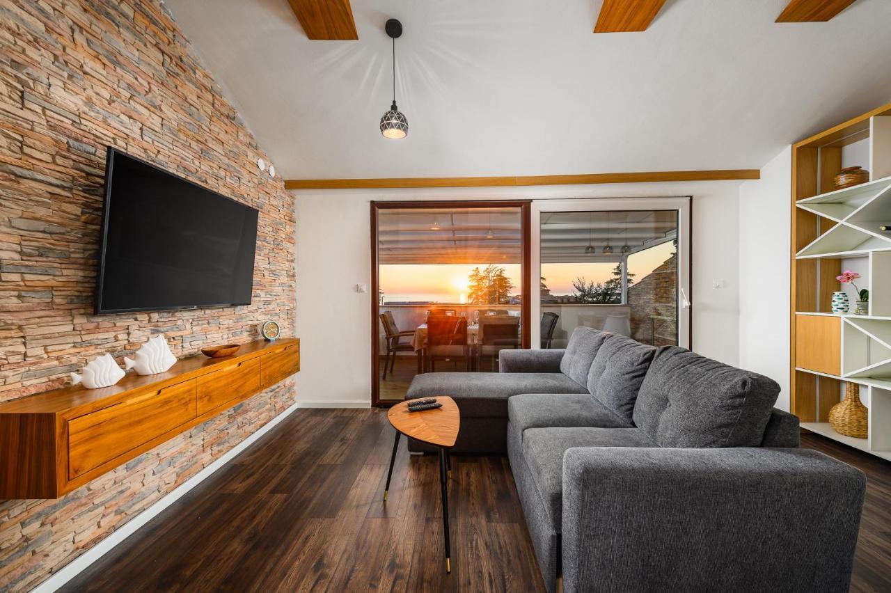 Sunset Suite Premium Porec Exterior photo